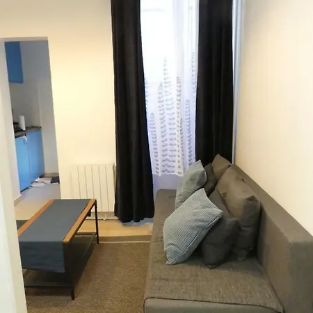 Apartment Voltaire